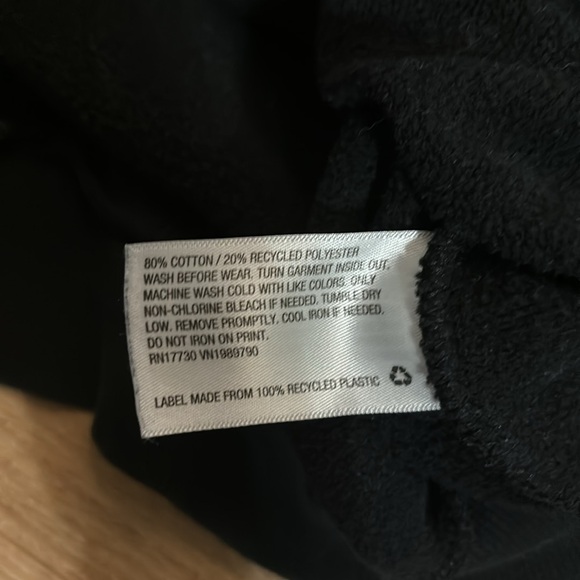 Sweater -Large 12/14 - Picture 4 of 5